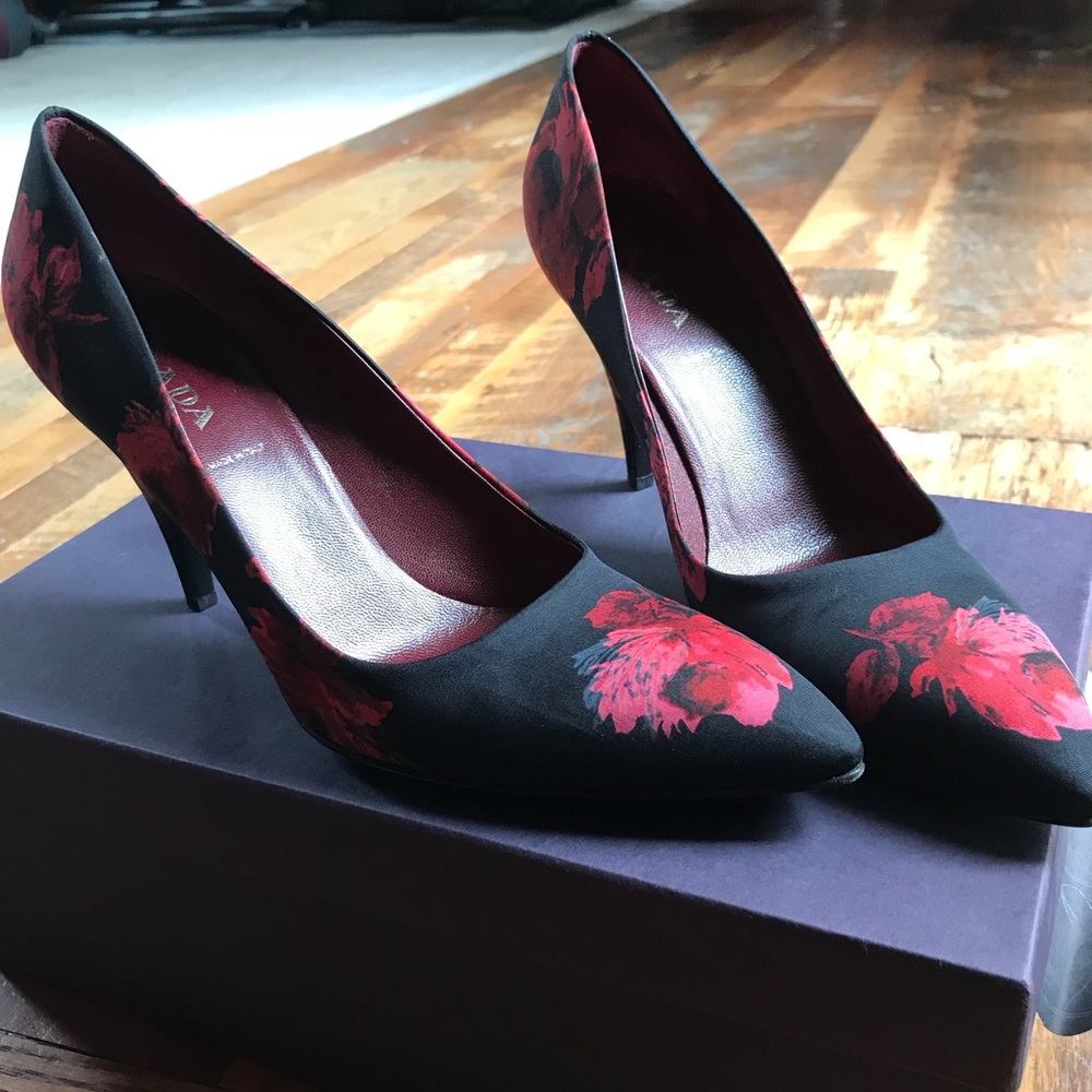 Prada red/black floral pumps.